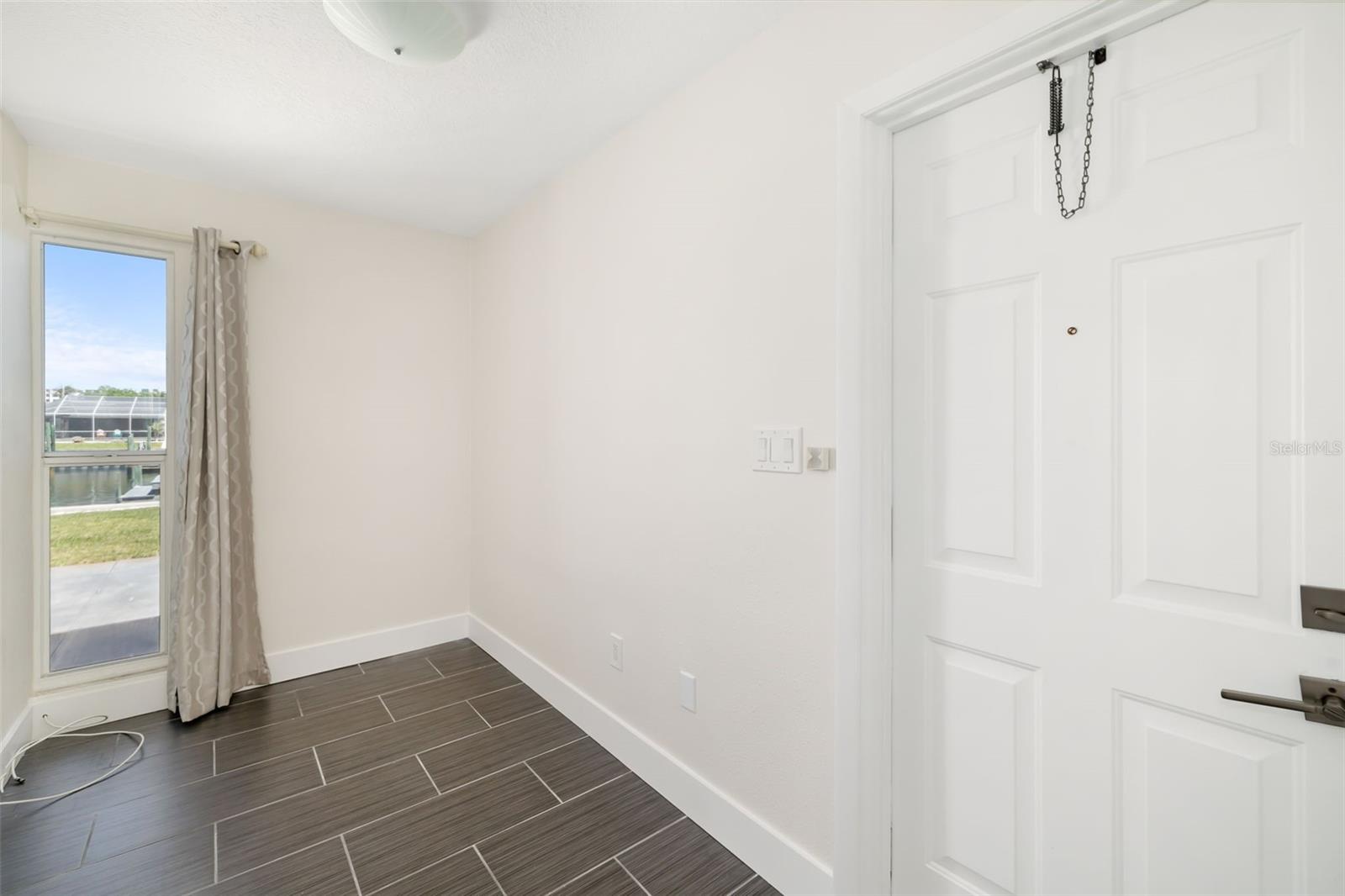 Bonus Room/Flex Space