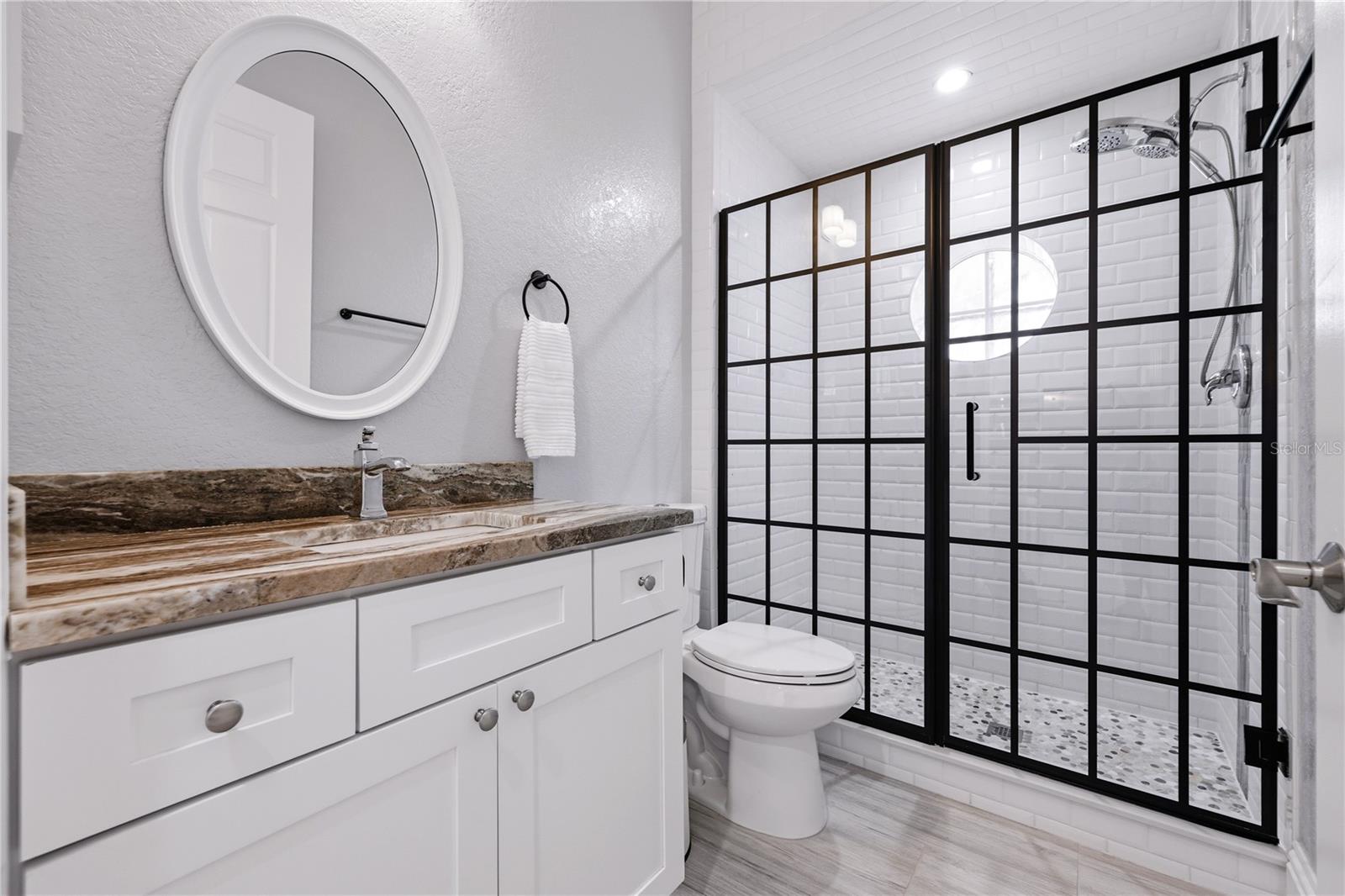 2nd Floor Full Bath