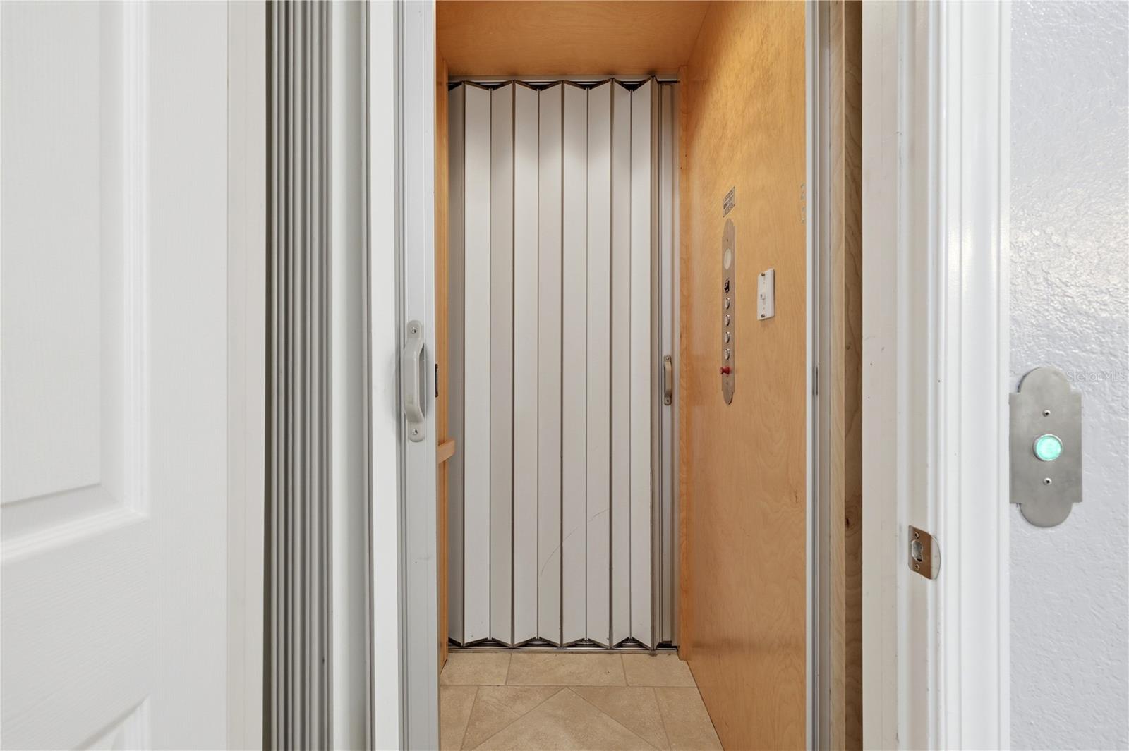 Private Elevator