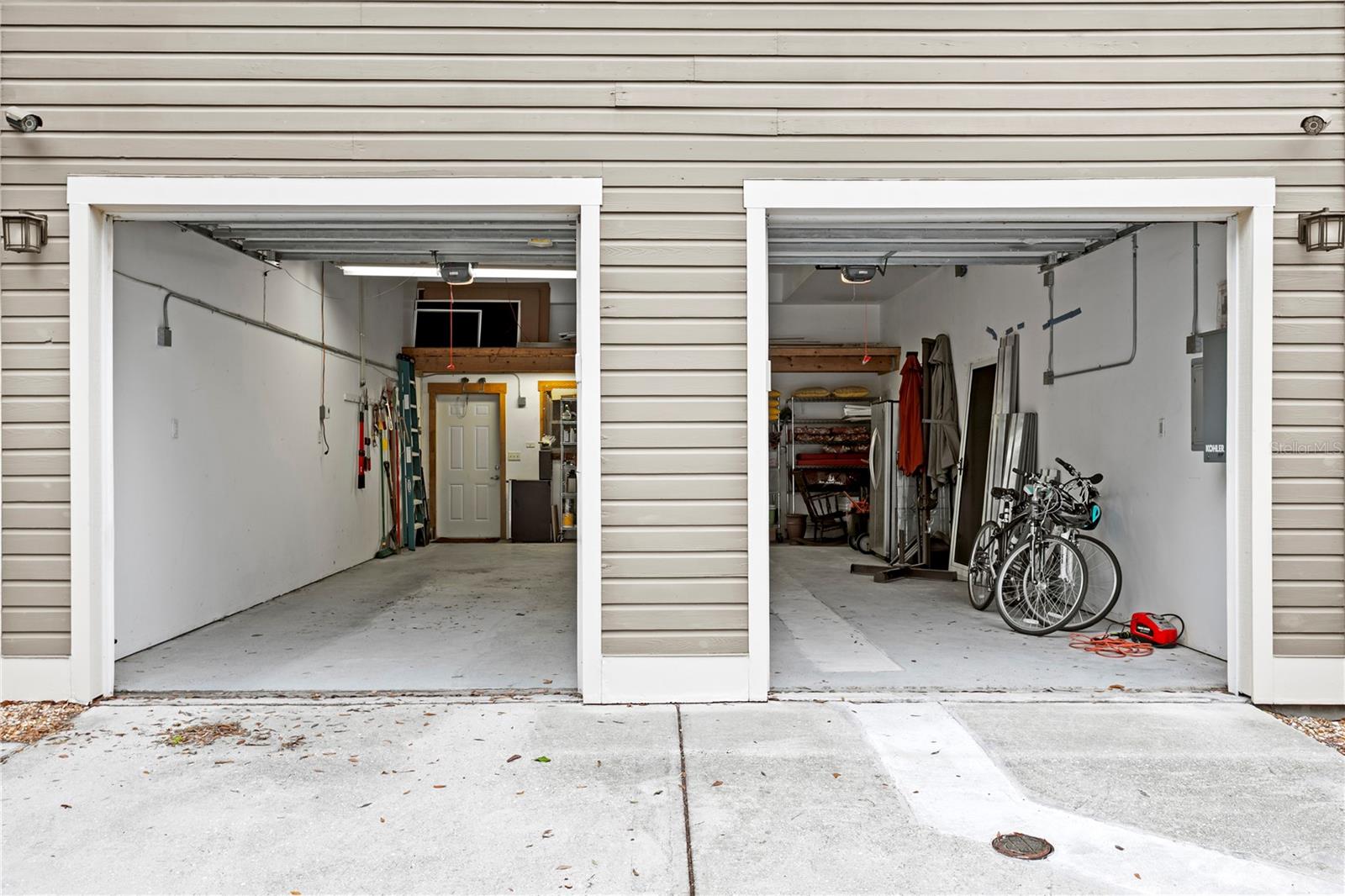 725 sqft garage
