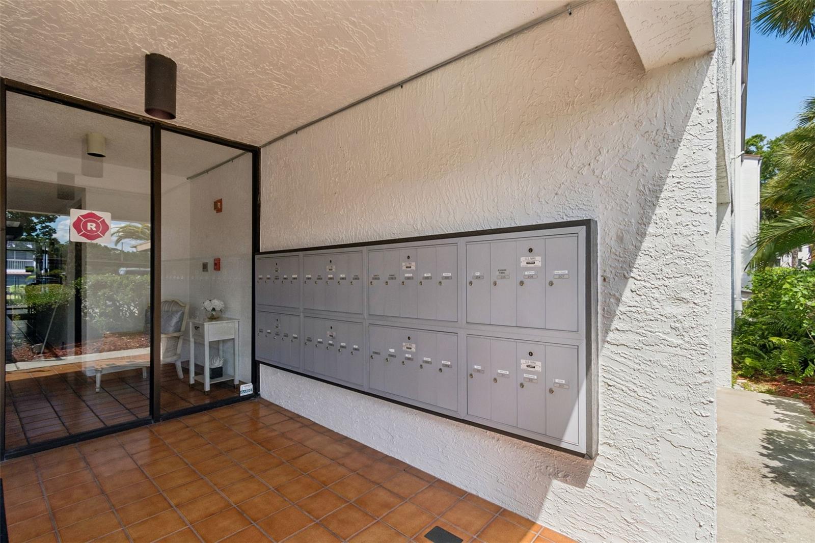 Mail Area Building 7