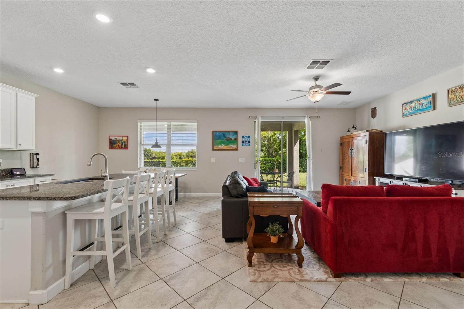 Kitchen / dinner / living integration