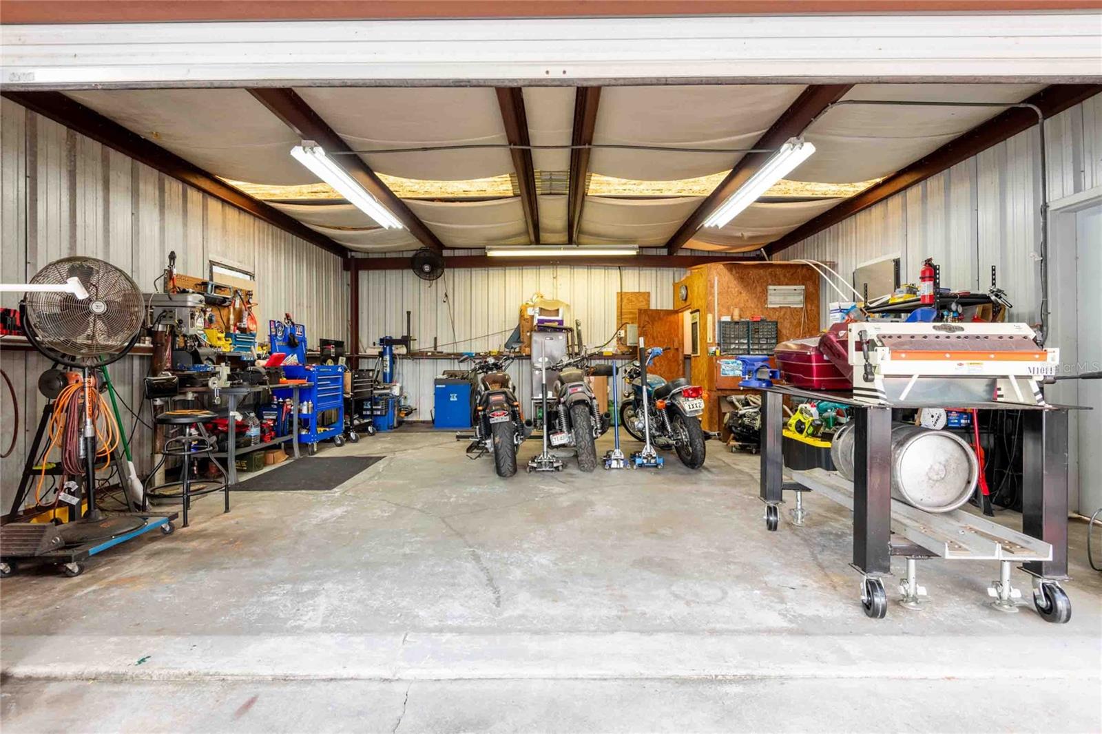 24 x 24 workshop with a bathroom.