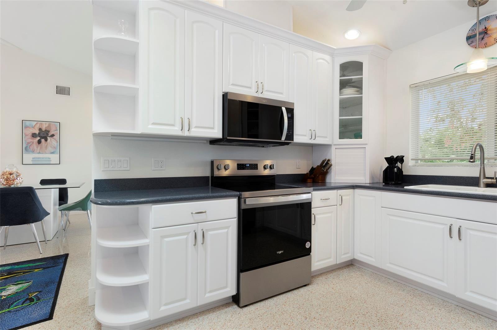 Well designed & efficient kitchen space