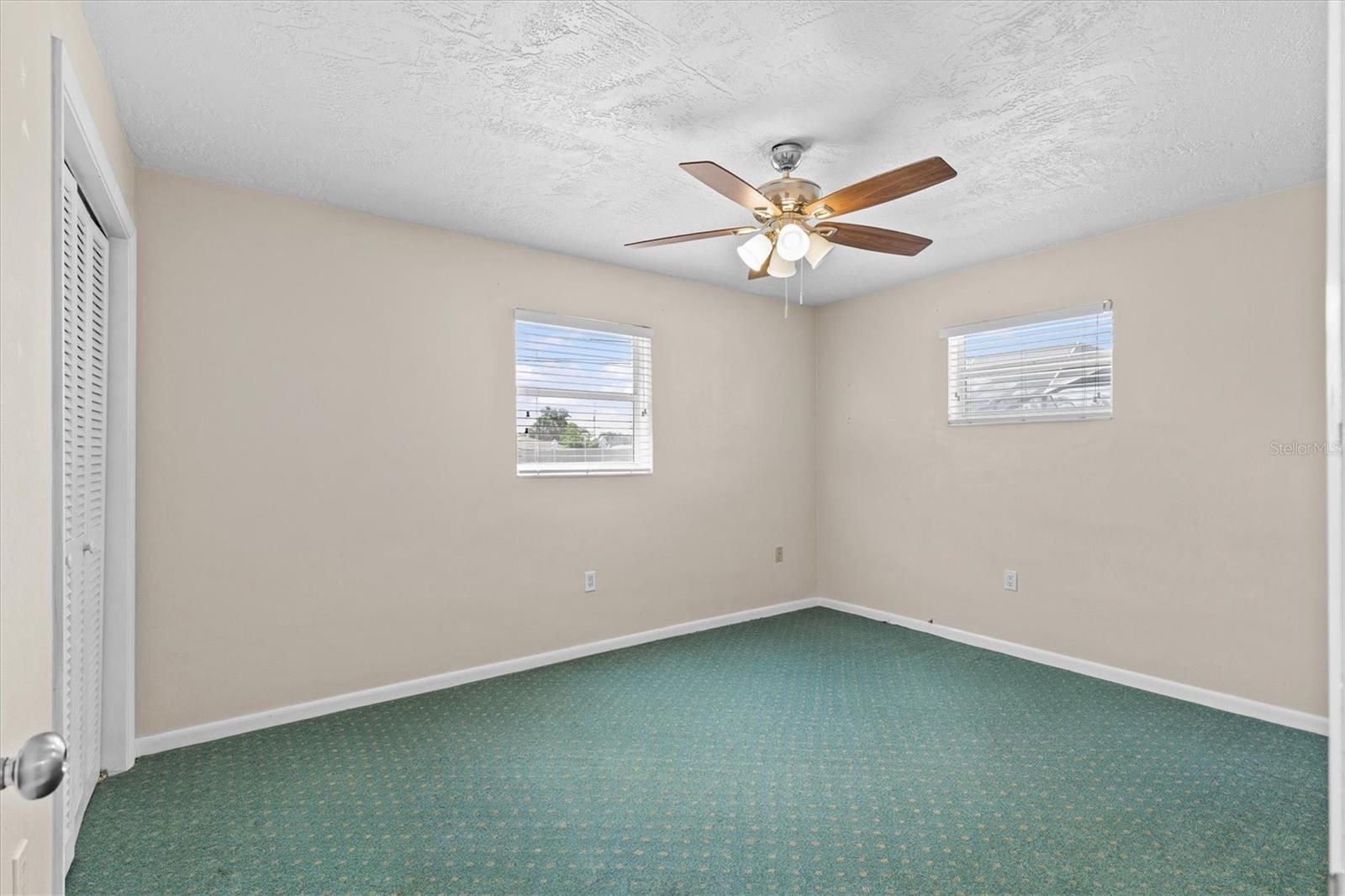3rd bedroom area 13x10