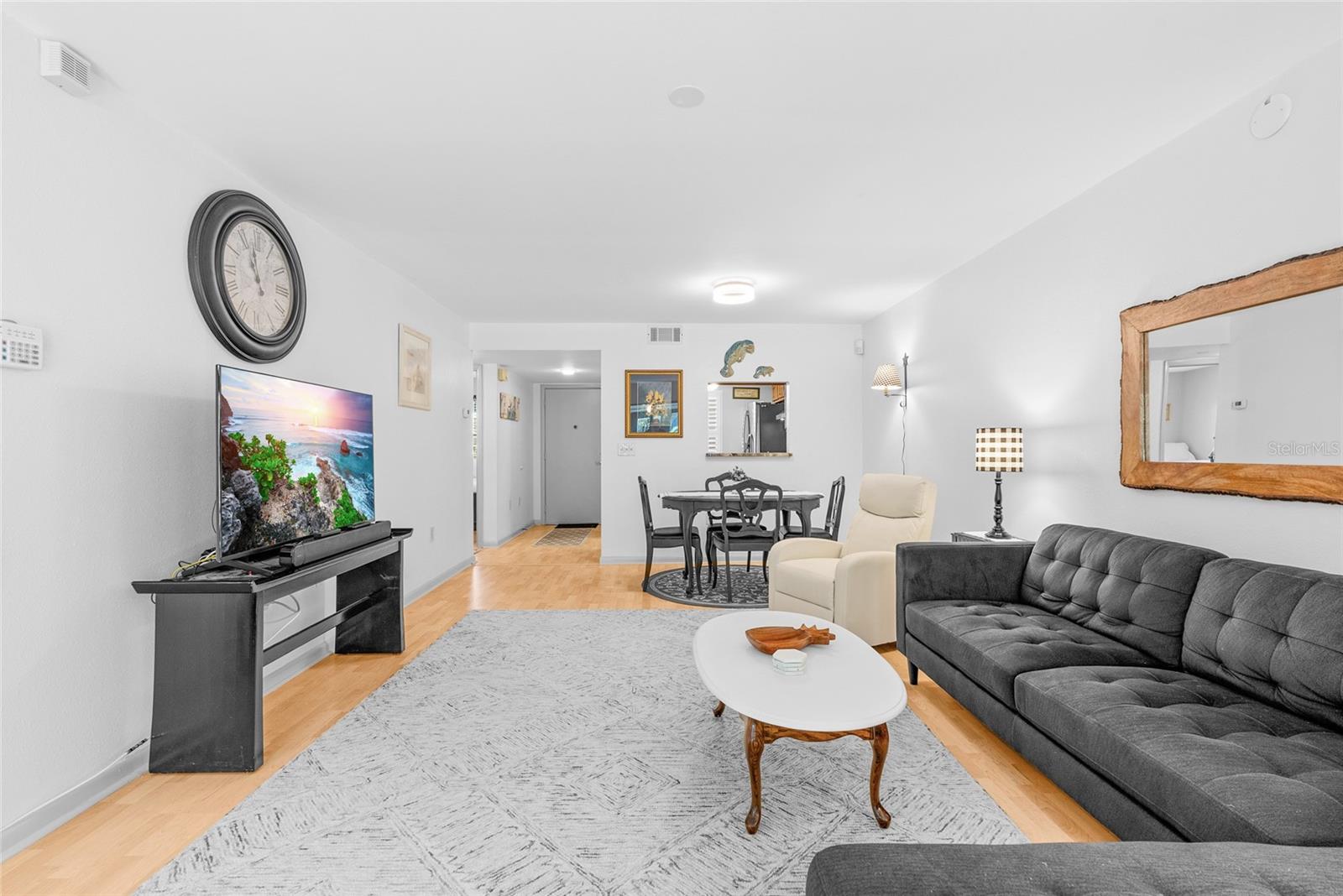 Dining / Living Room combo