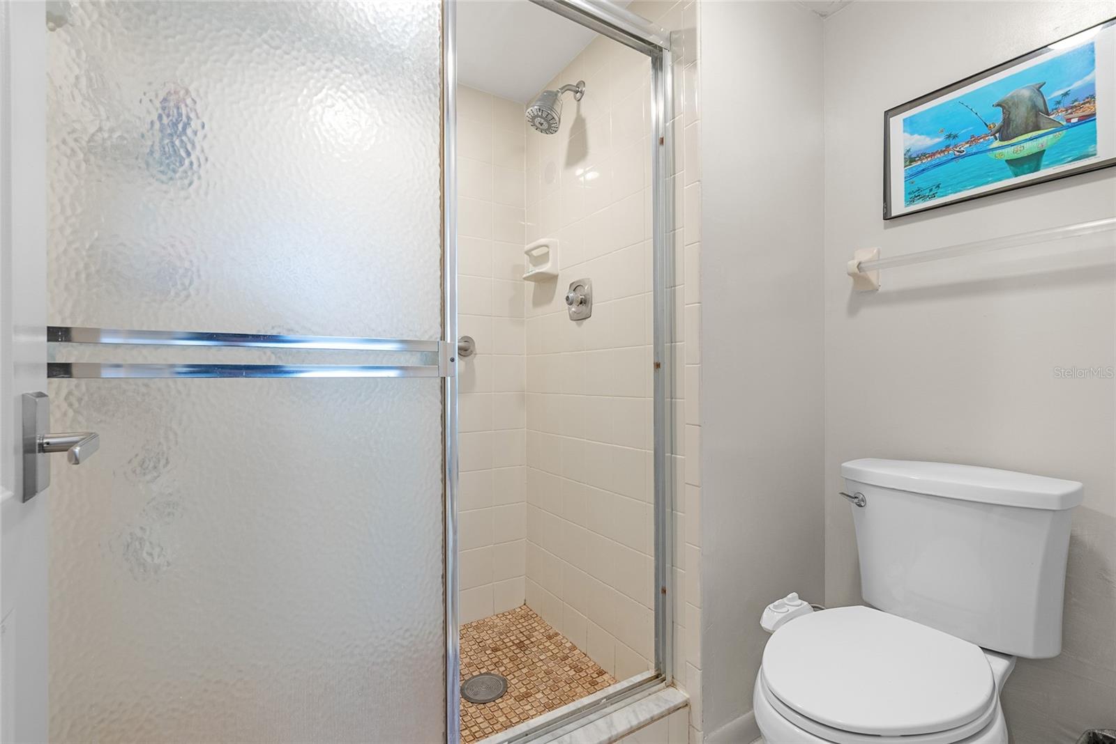 Primary En-Suite Batrhoom