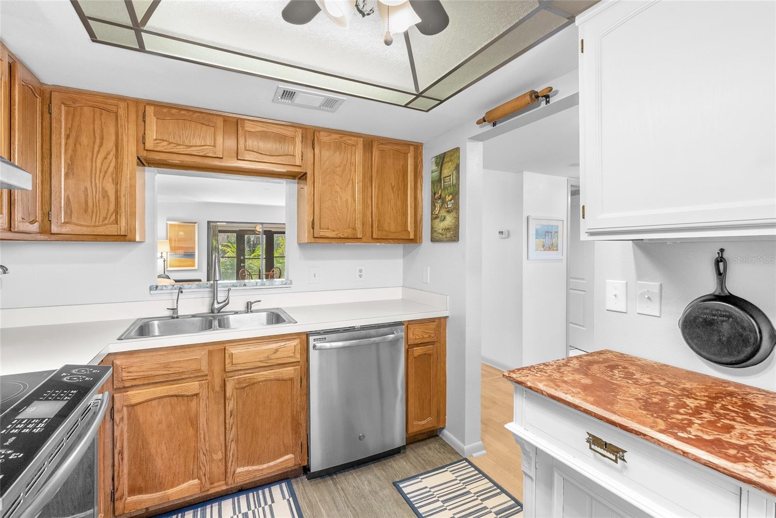 Kitchen with Pass Through