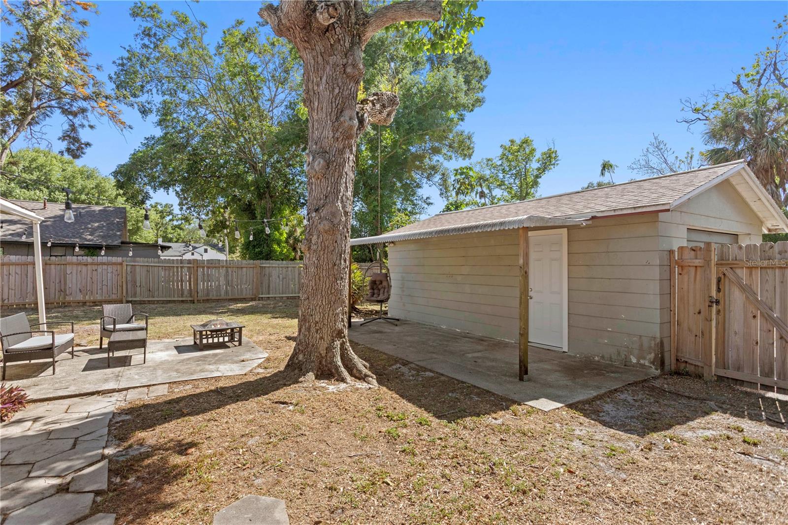 Detached block garage