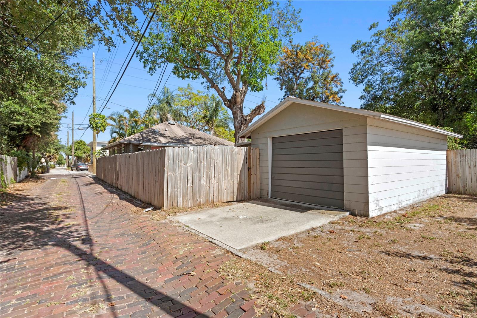 Alley access parking