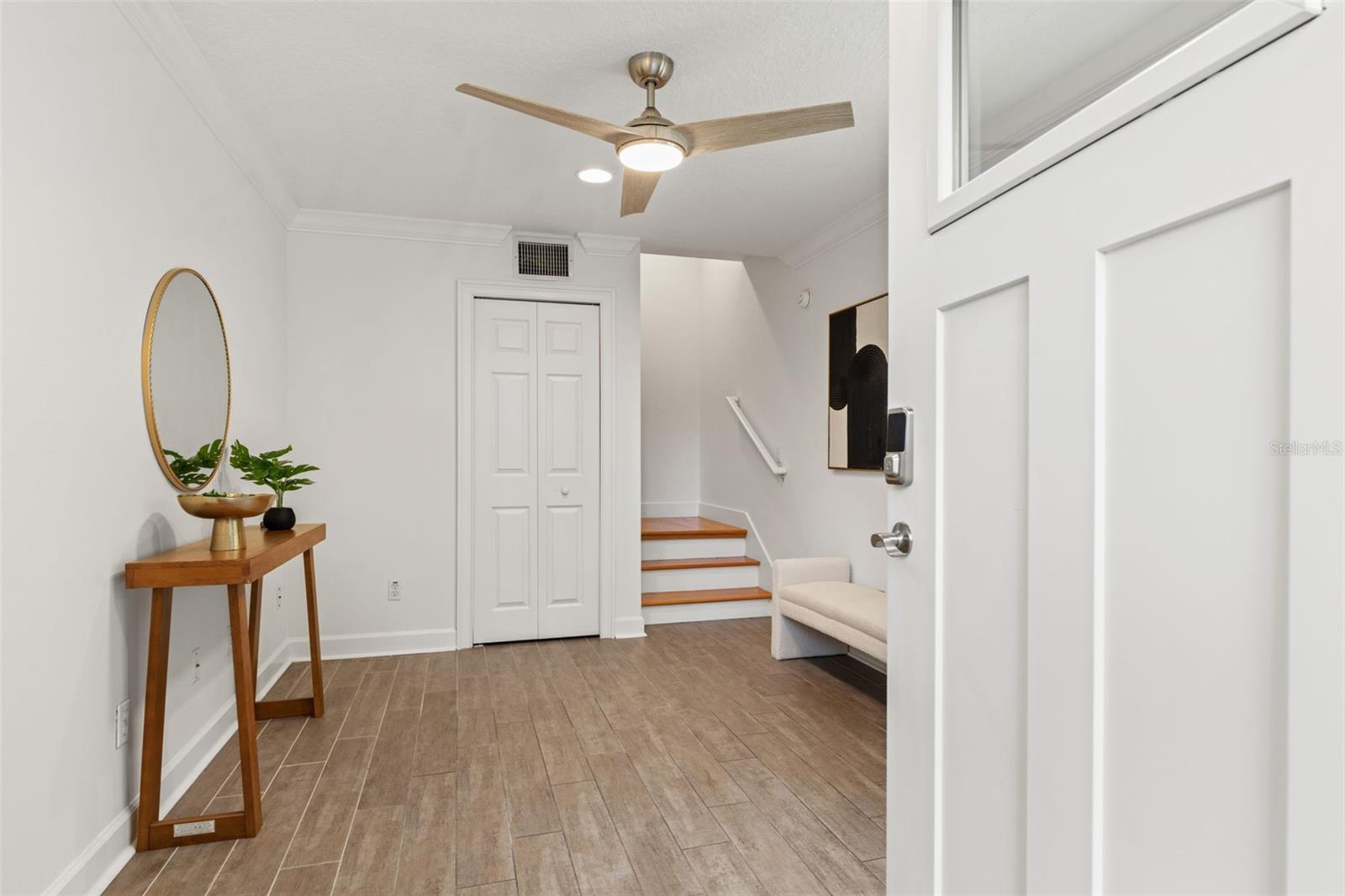 Entry way and bonus space