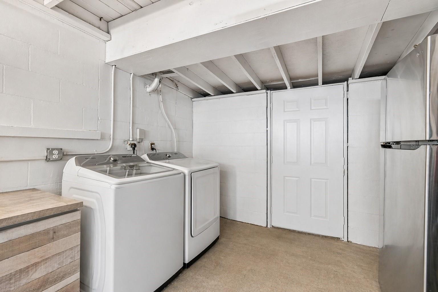 Laundry and Oversized Garage