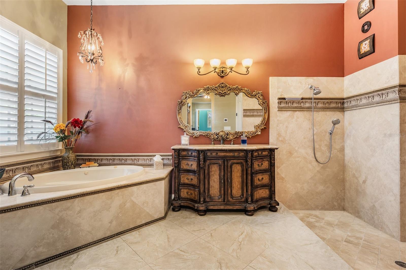 Downstairs Primary Suite