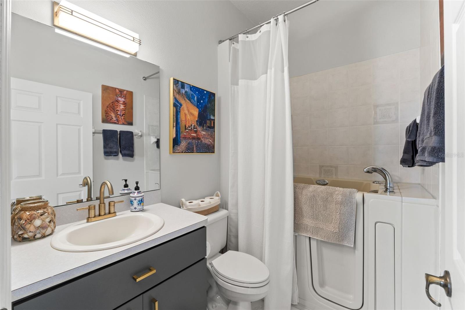 main home guest bathroom