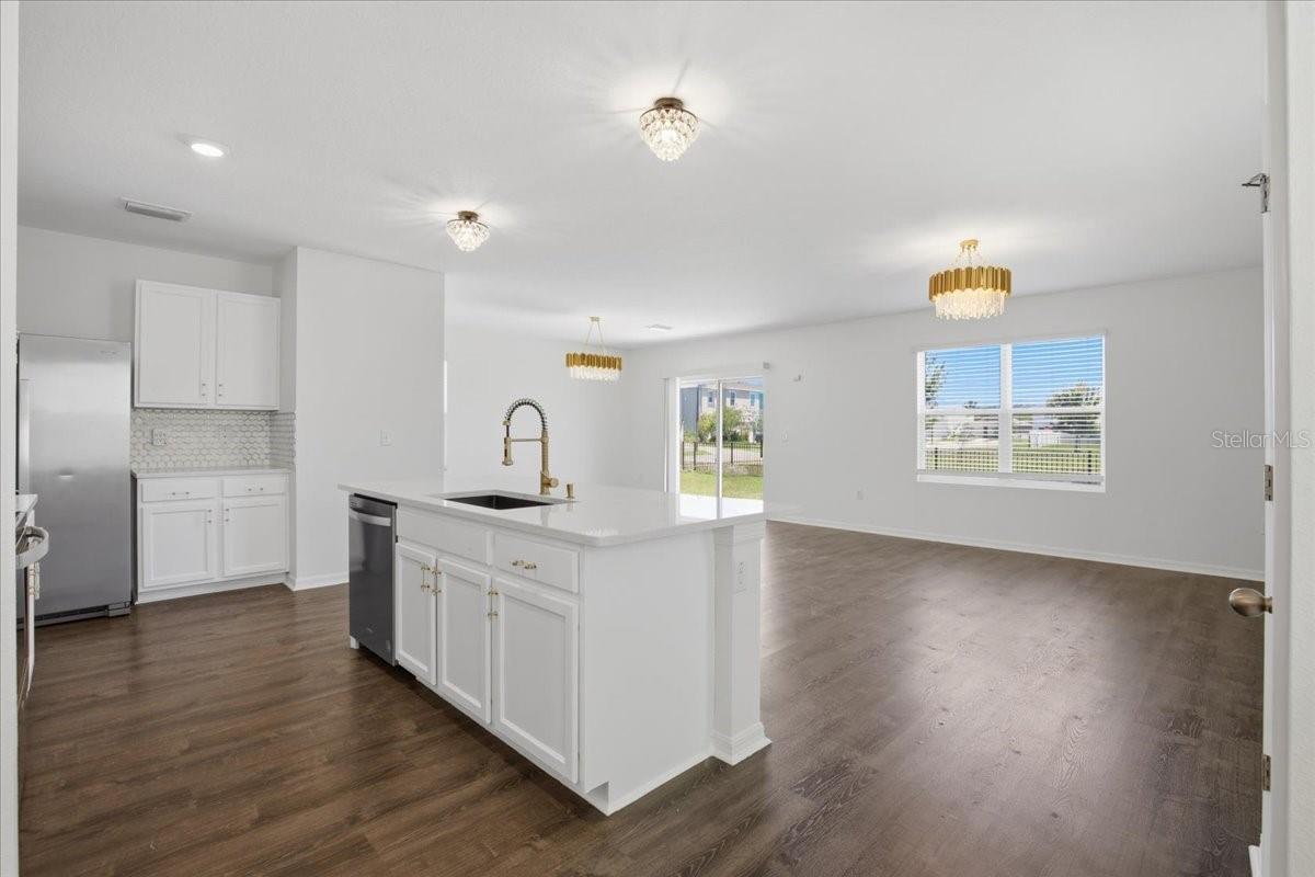 Kitchen, Living Room Combo