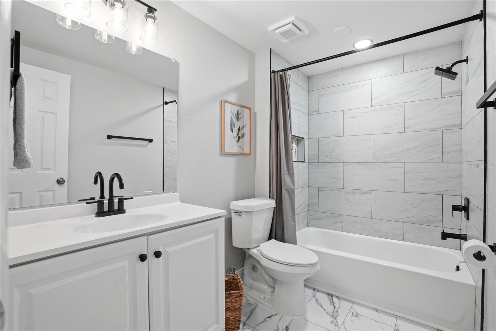 Bathroom 1 (downstairs)