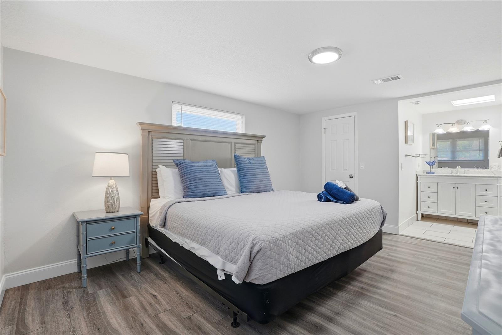 Primary Bedroom 2 (upstairs)