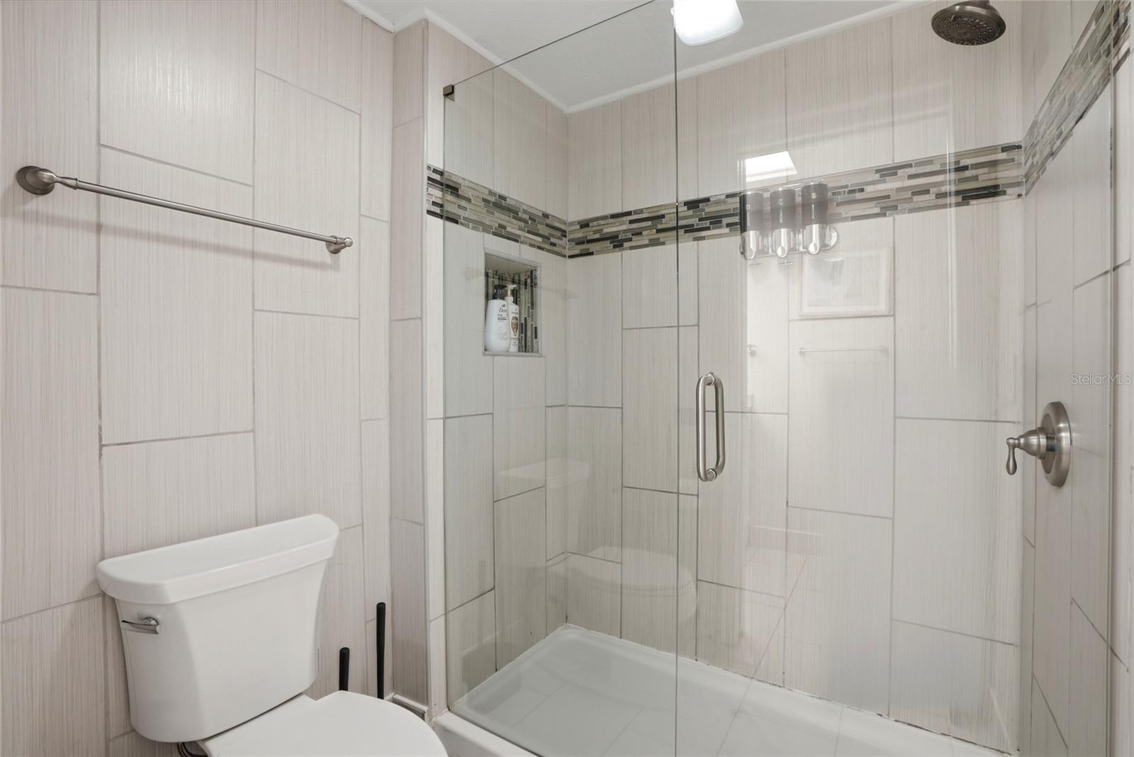 Primary Bedroom 2 Ensuite Bathroom