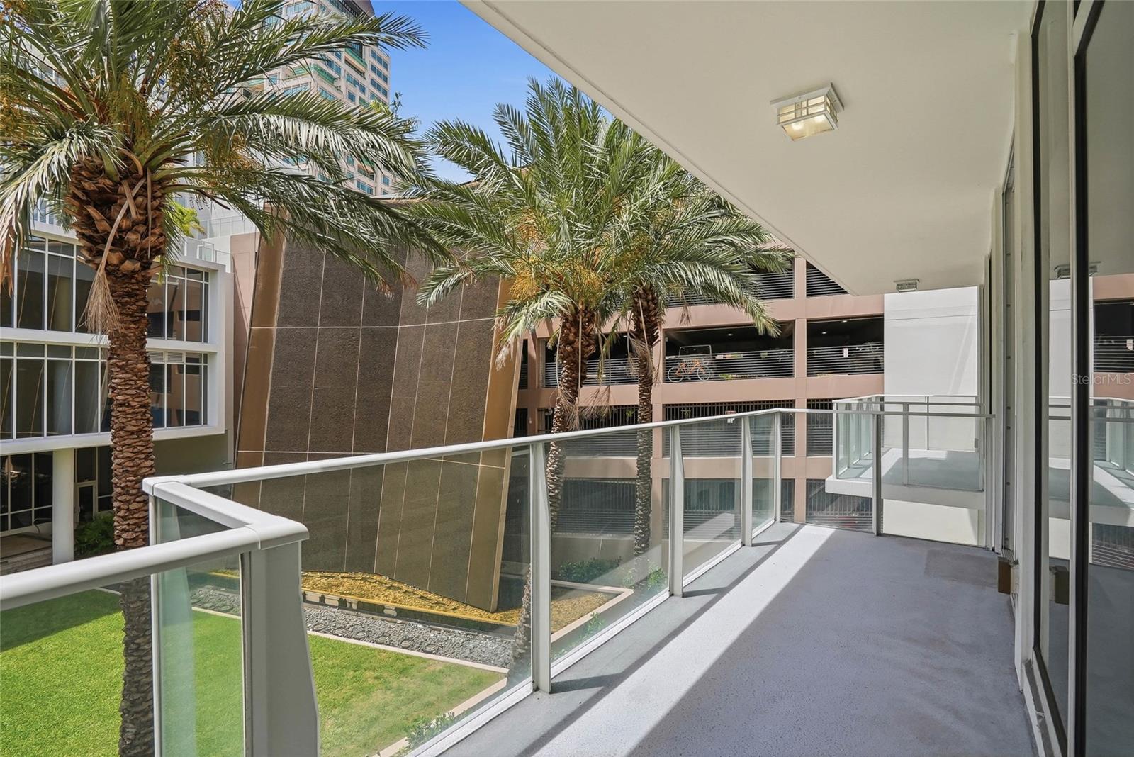 Wrap Around Terrace