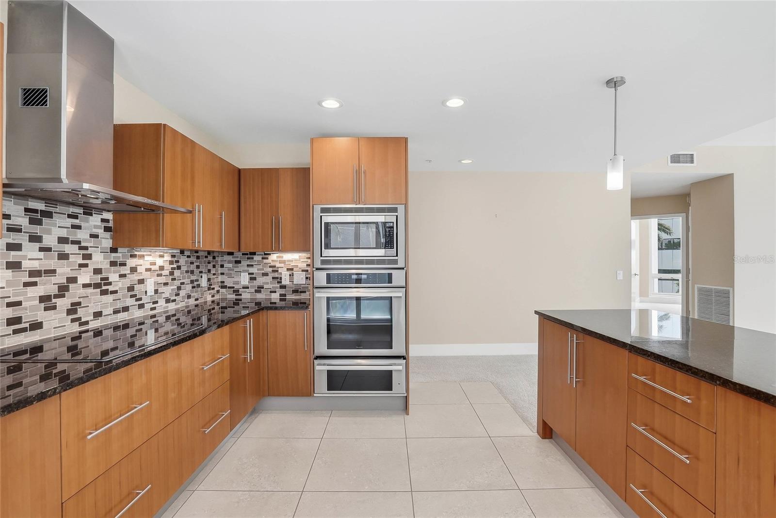 Cooks Kitchen