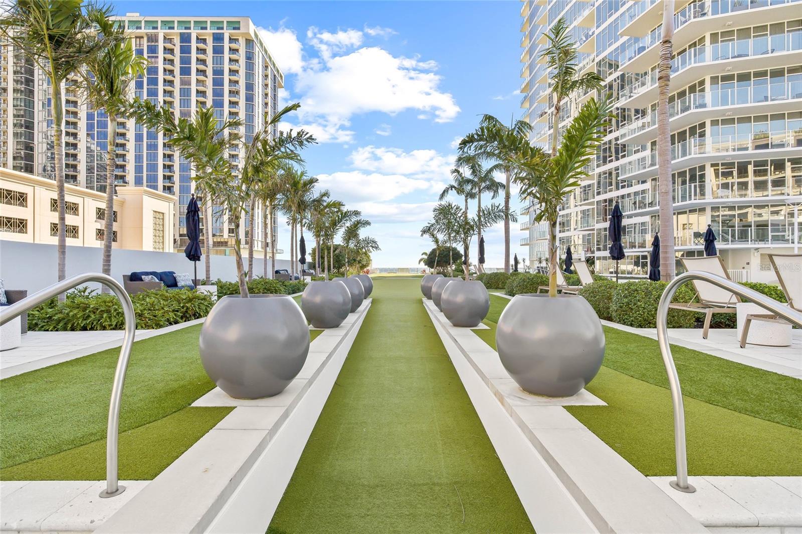 Amenity Deck