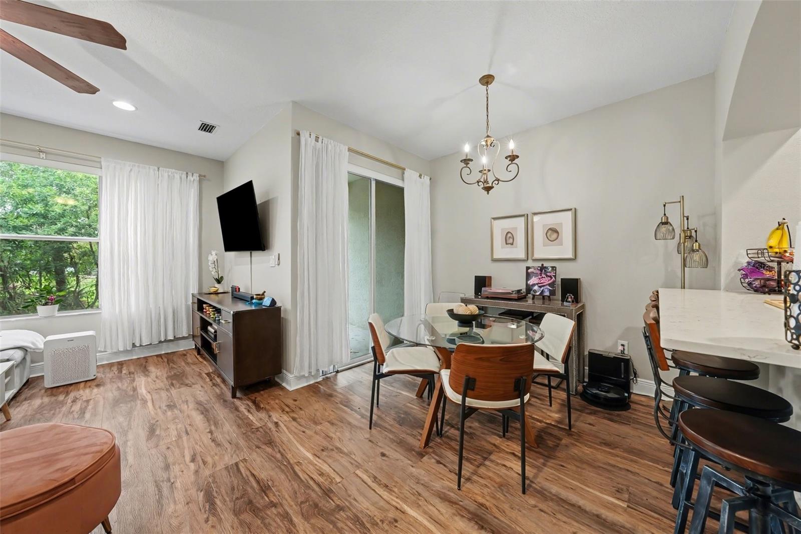 Living & Dining room