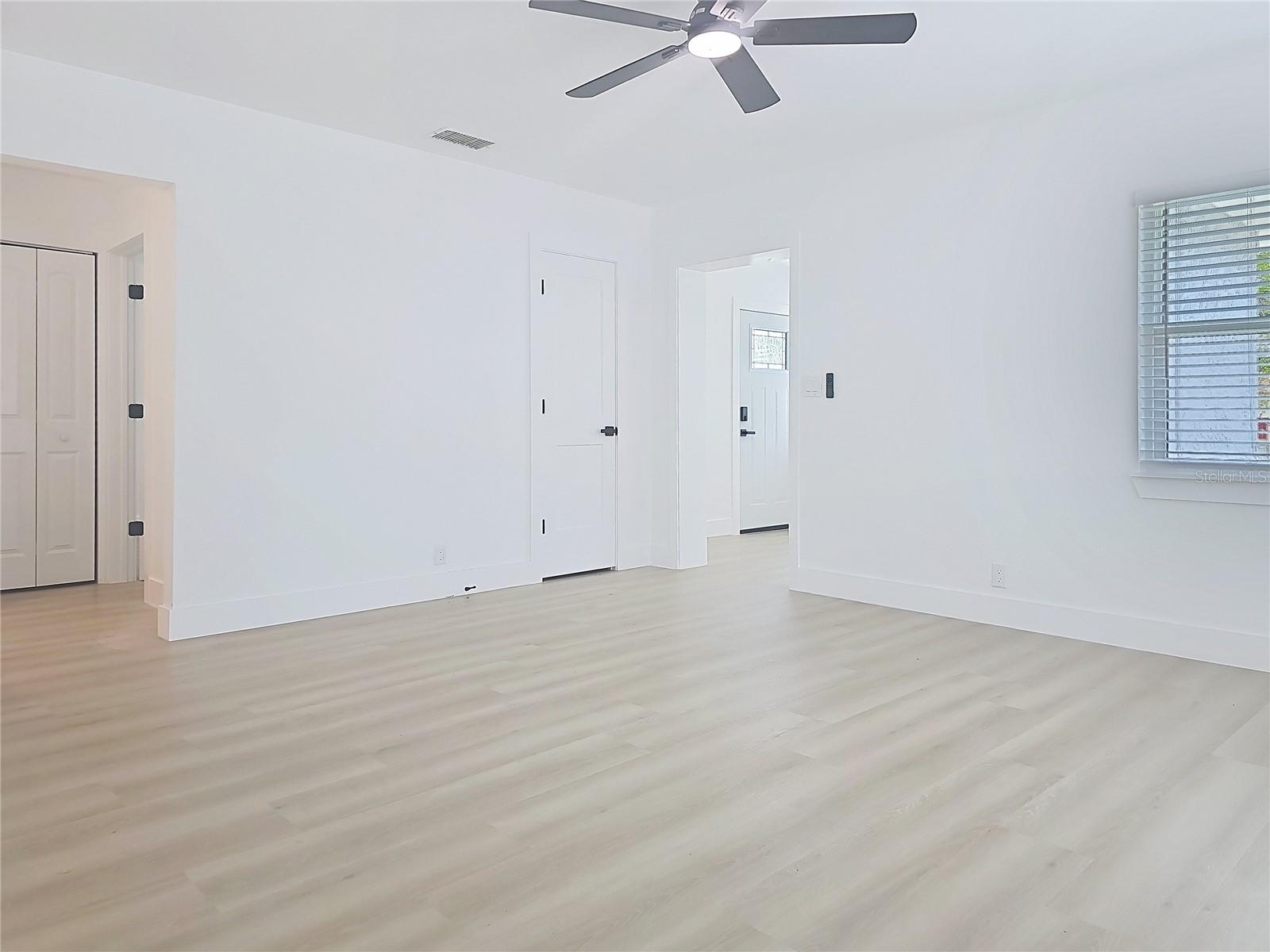 MAIN HOUSE LIVING ROOM