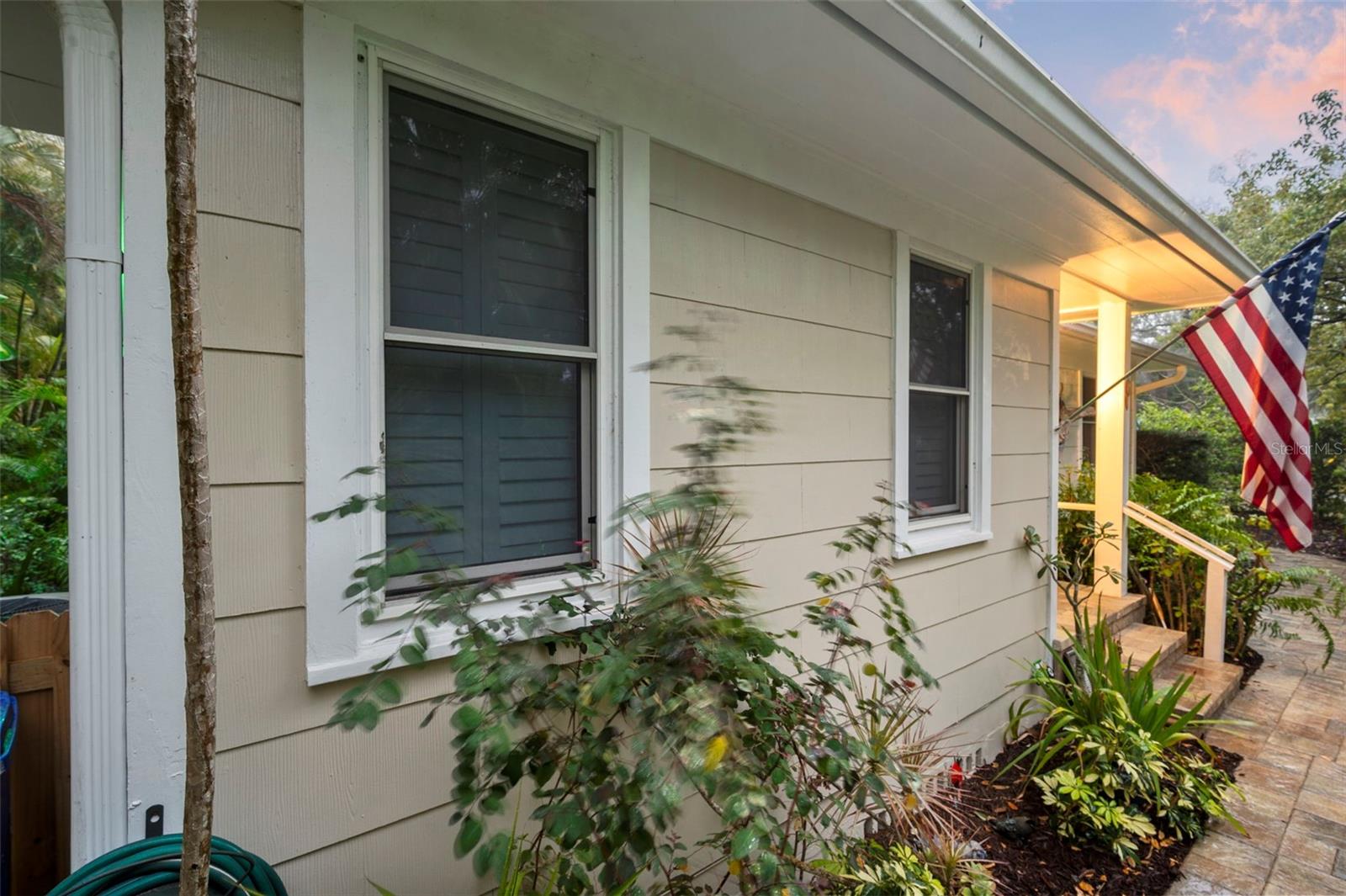 Frontview from north