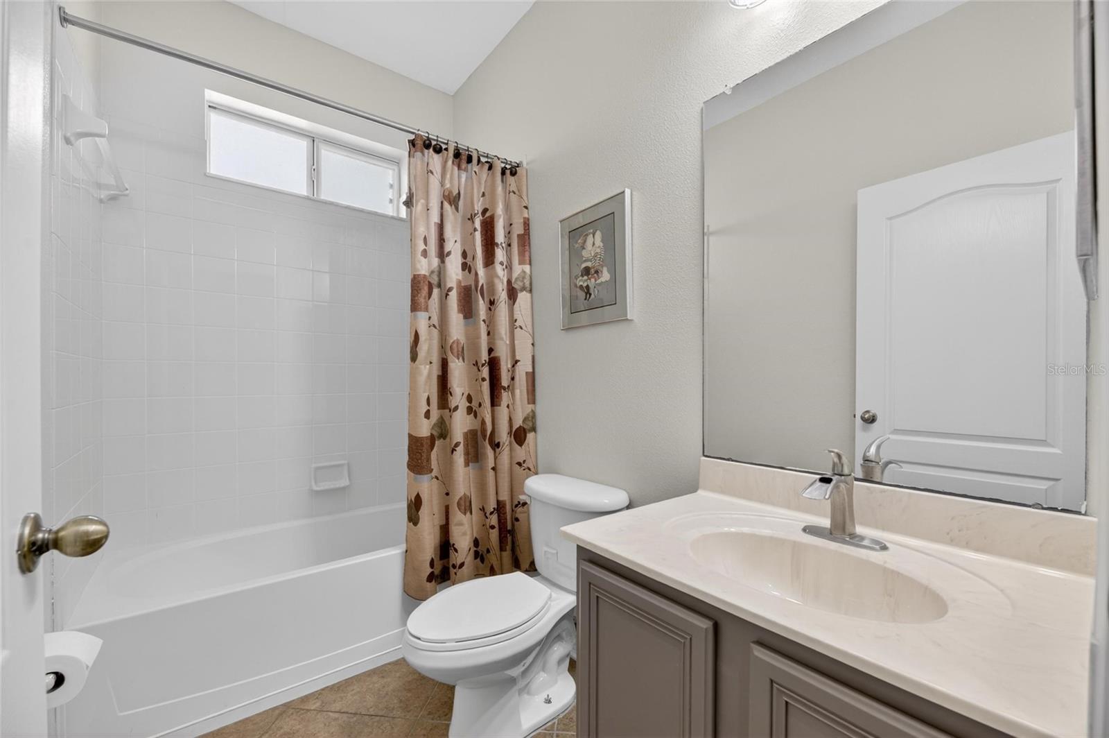 Guest Bath Near Front Door