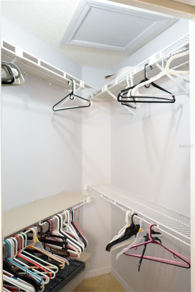 walk in closet