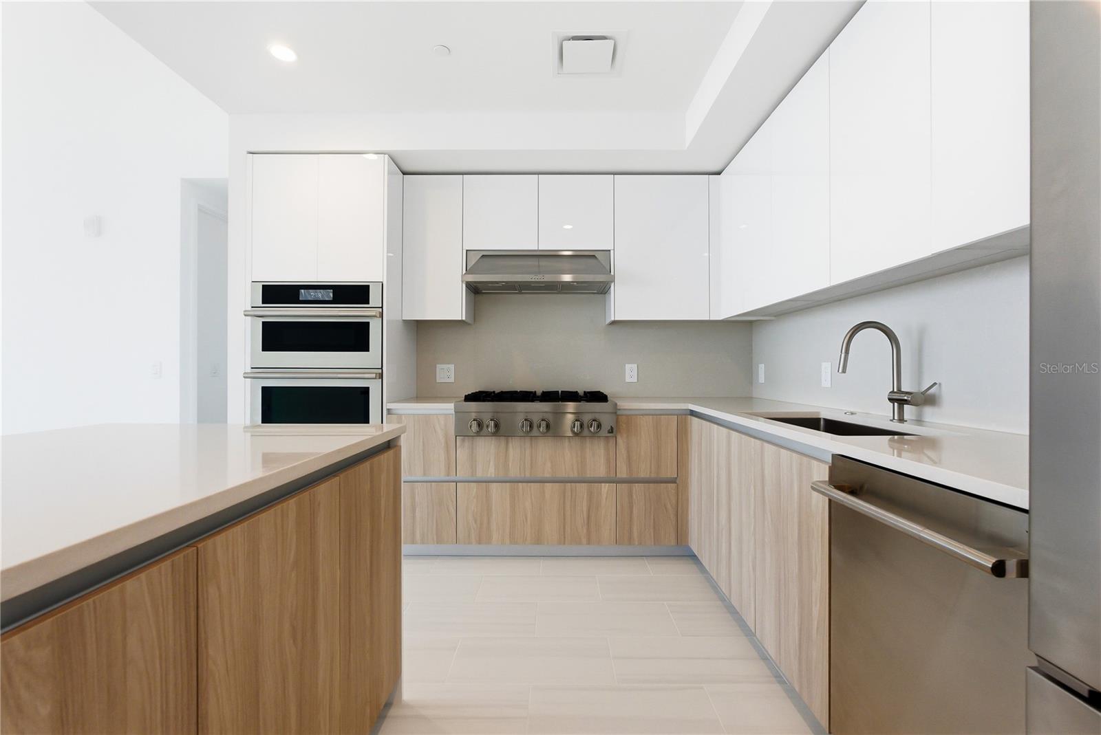 Chef-Grade Gas Cooktop