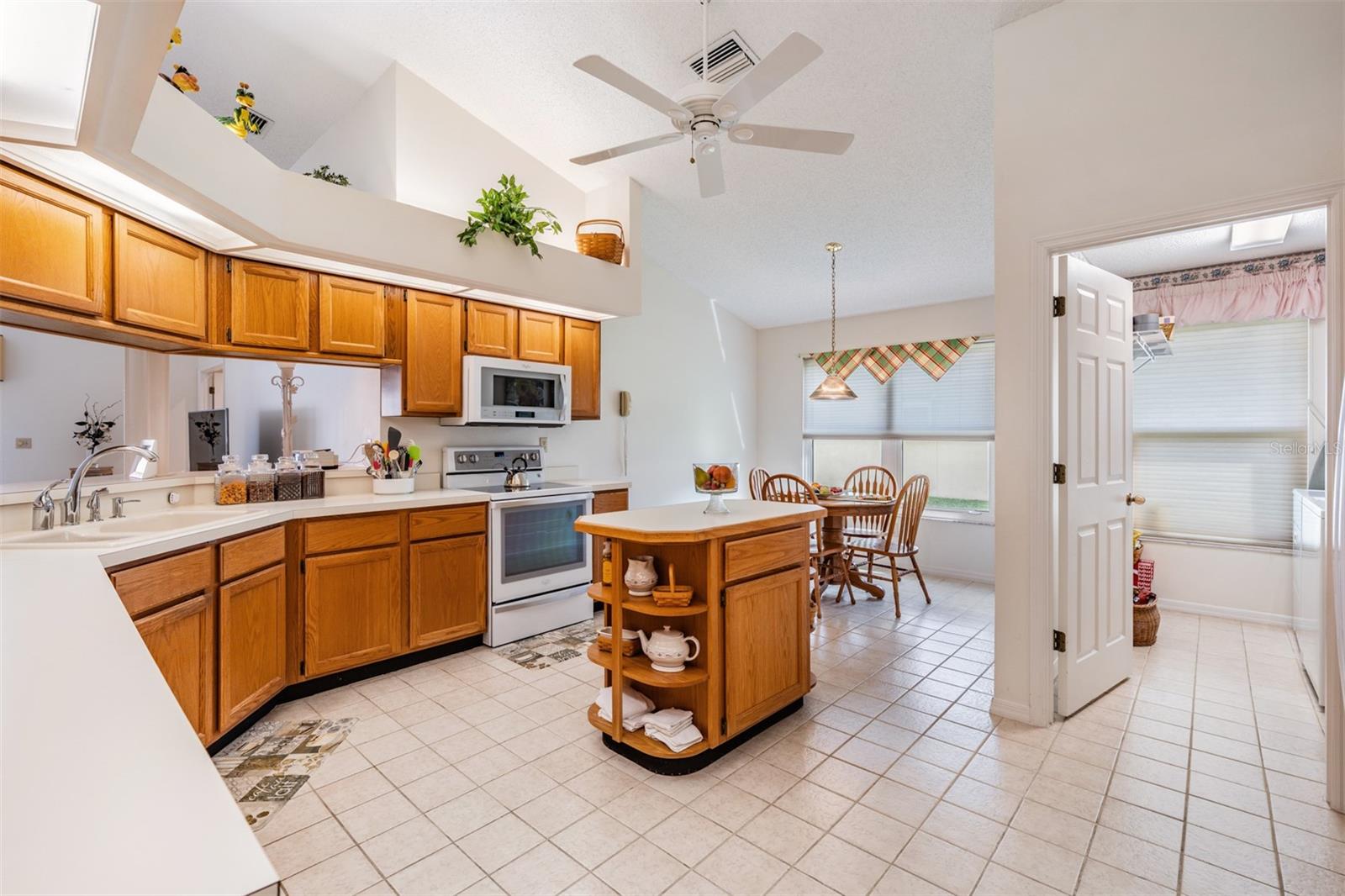 Spacious and Open Kitchen, Ceiling Fan