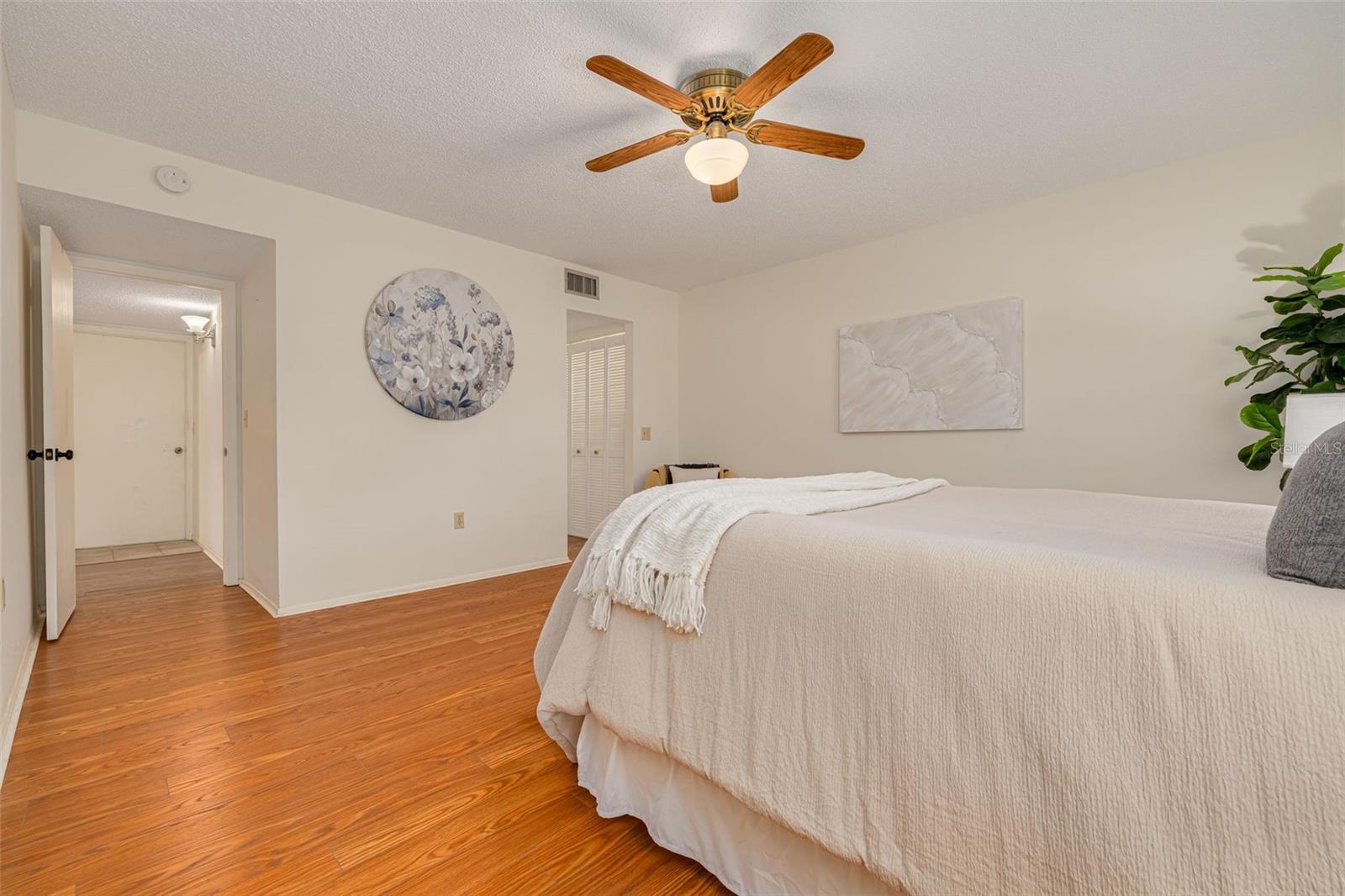 1st floor primary bedroom