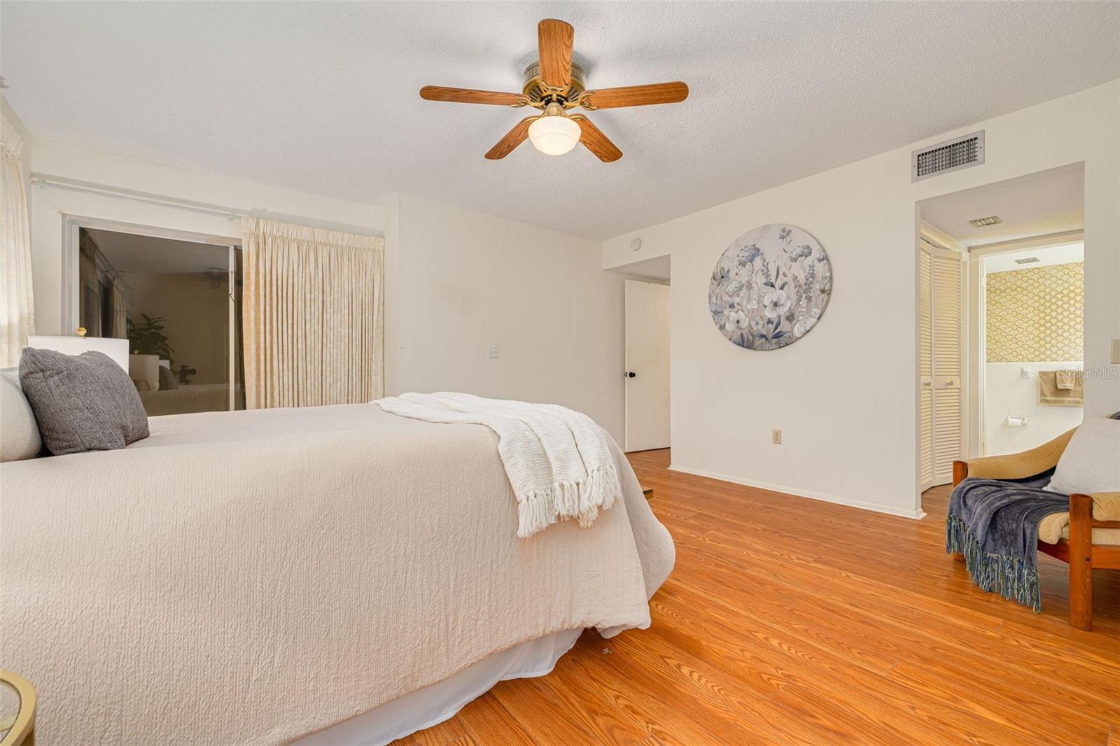 1st floor primary bedroom