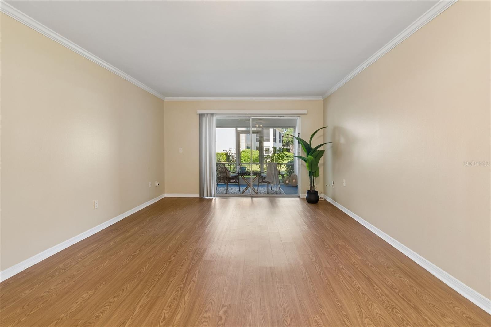 Living Room toward screened patio