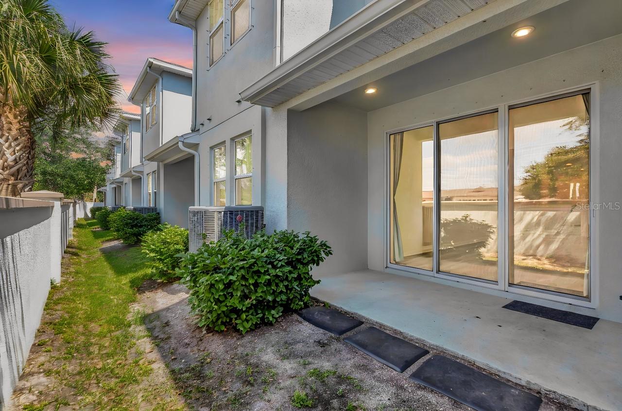 Twilight Rear Exterior