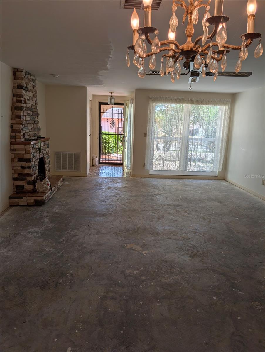 Living Room15.04 X11.04