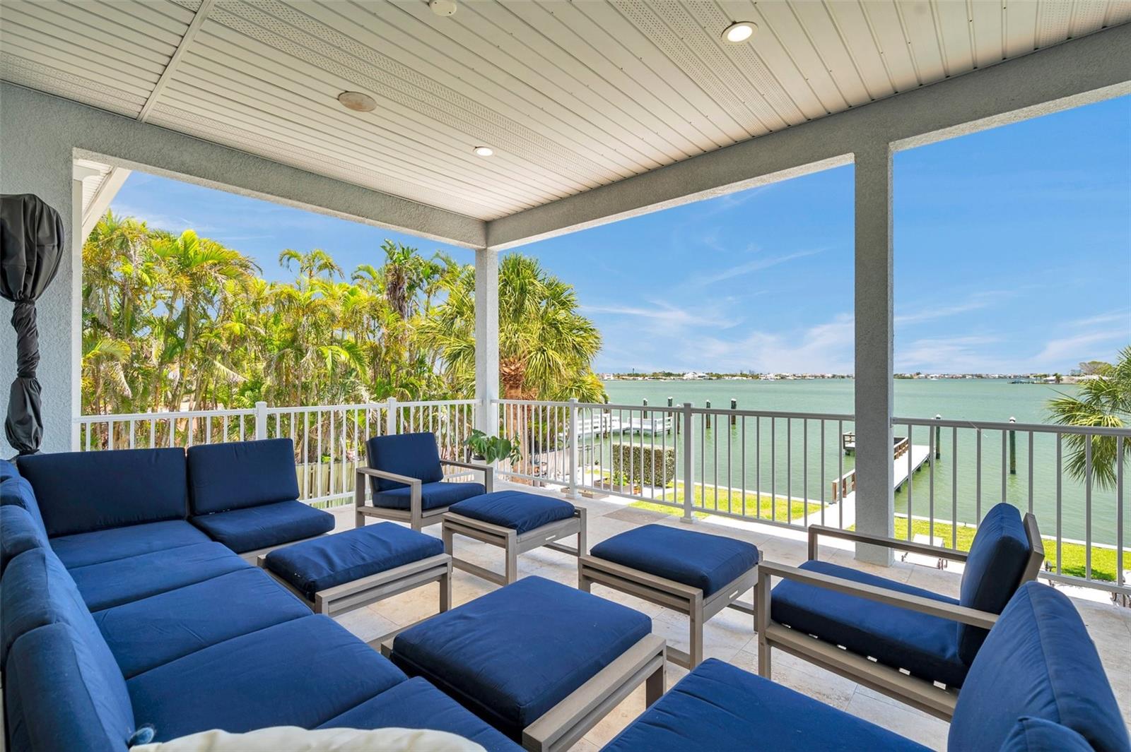 The travertine tiled balcony is a generous 512 sq ft!