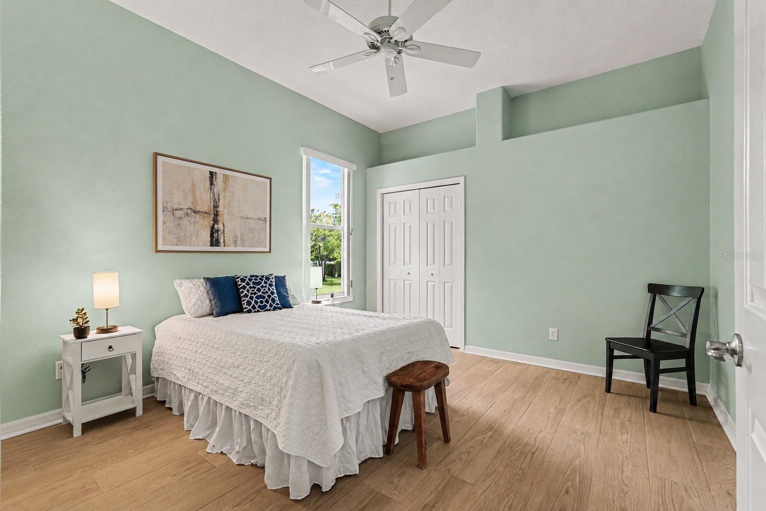 Secondary bedroom