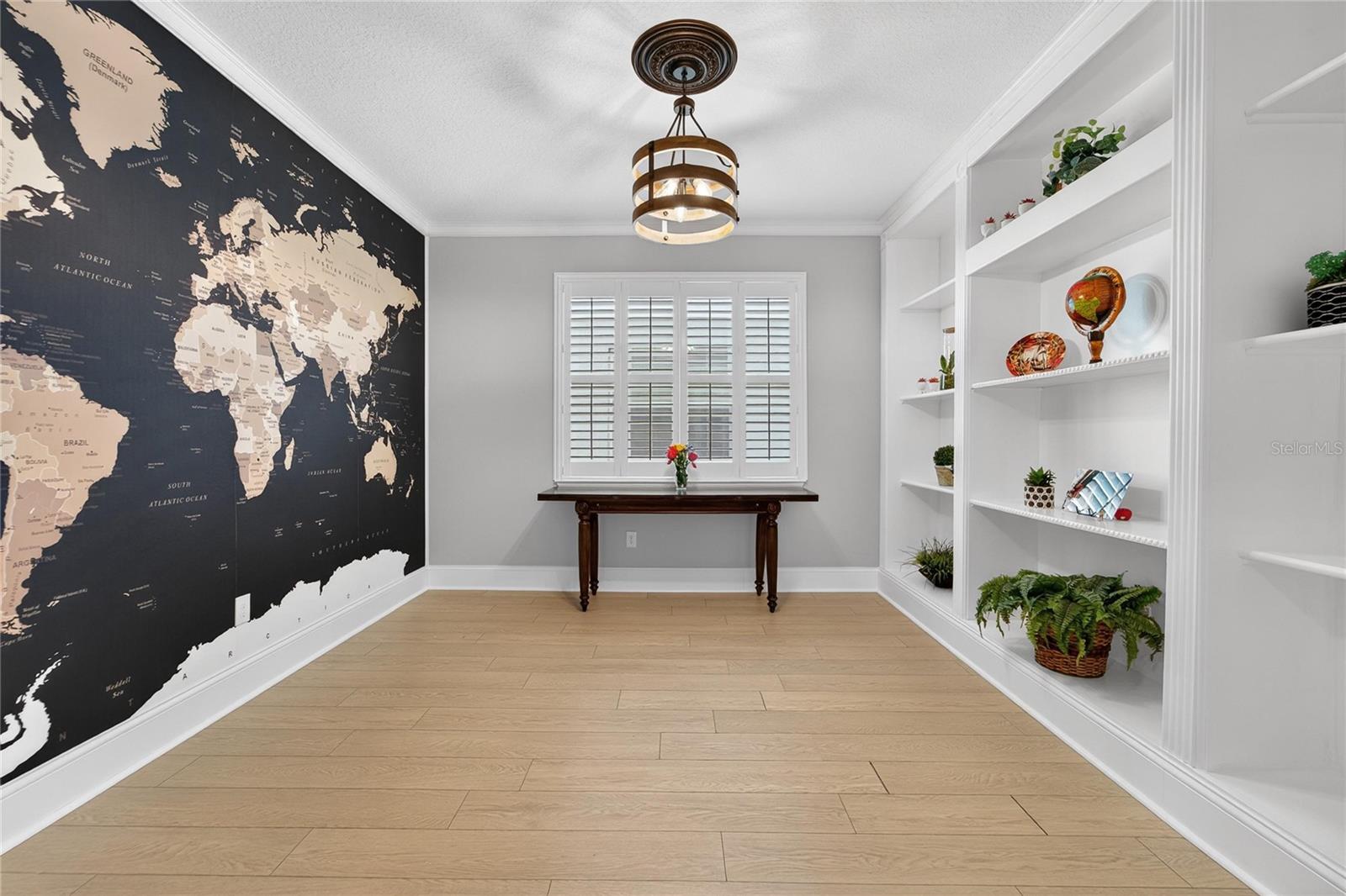 Den / office