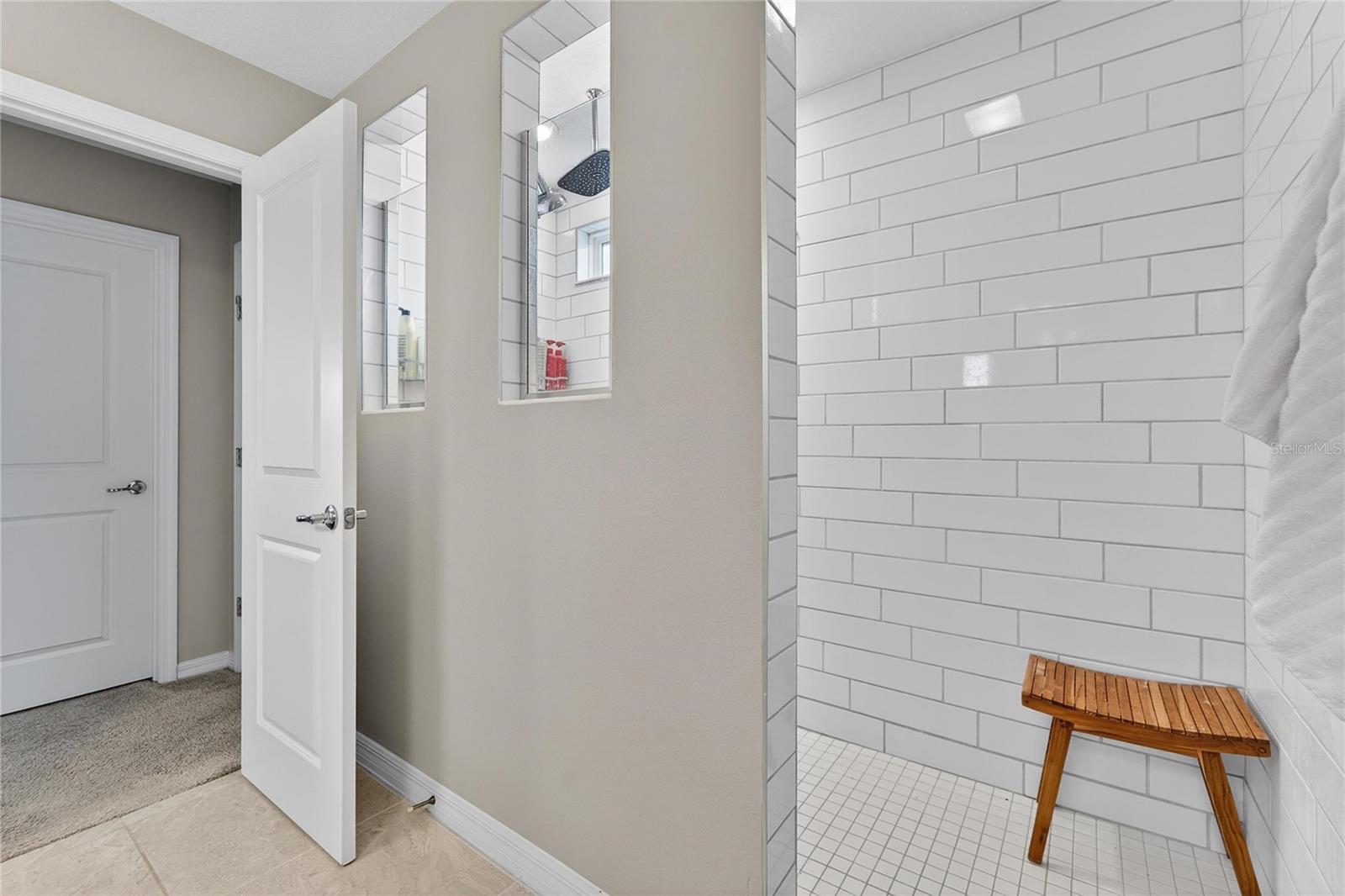 Primary shower