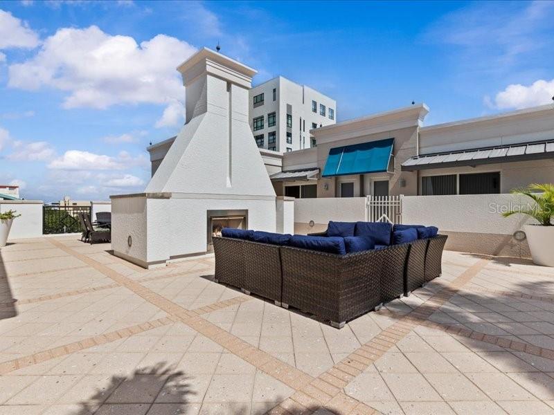 5th floor amenity fireplace lounge area