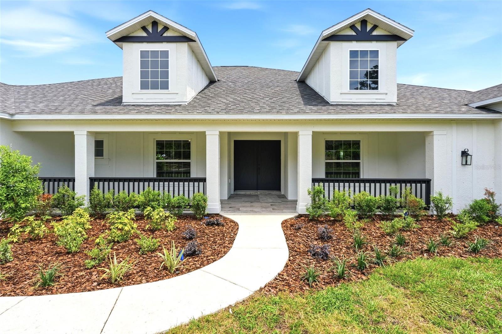 Walkway to Front