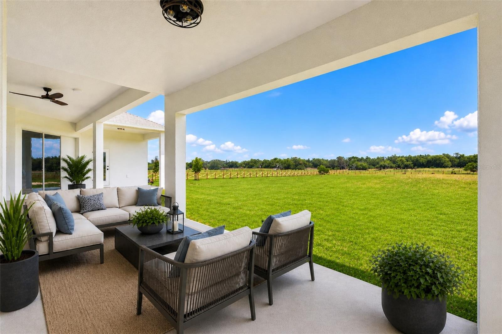 Rear Lanai Virtually Stagged