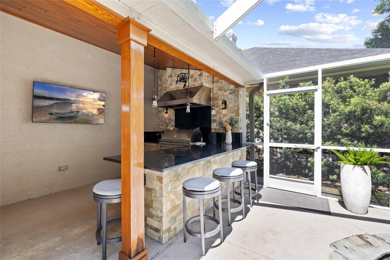 Summer Kitchen & Bar