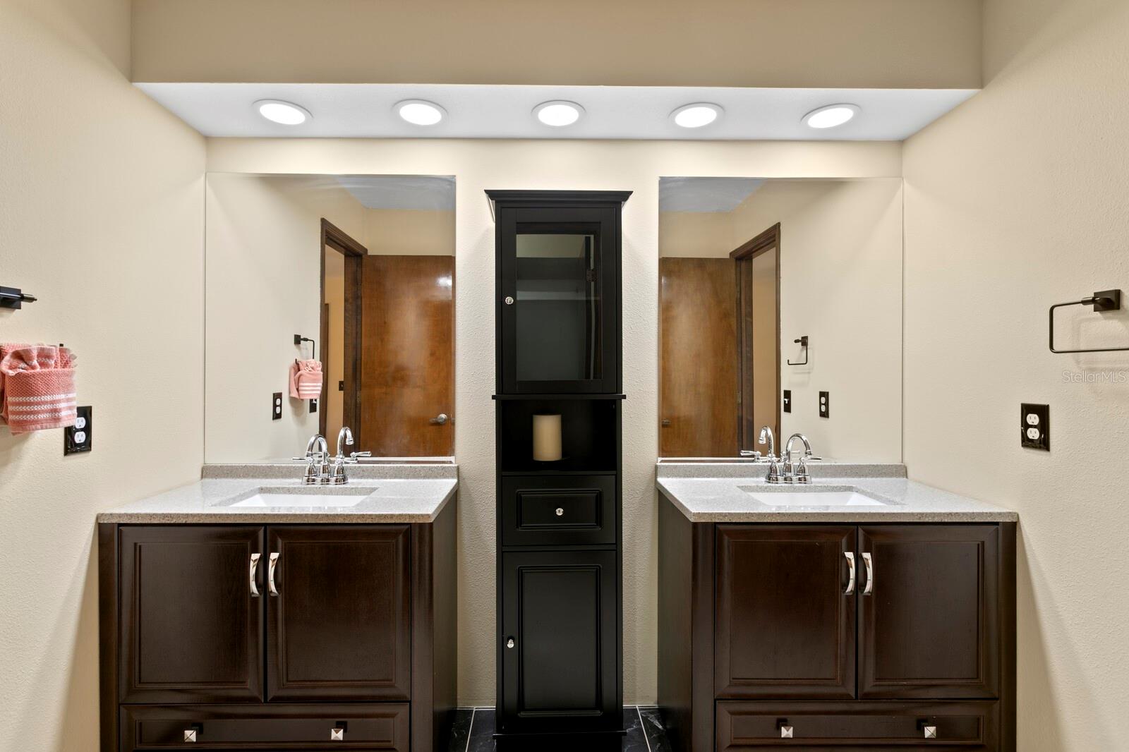 Double vanities in Jack-n-Jill bath