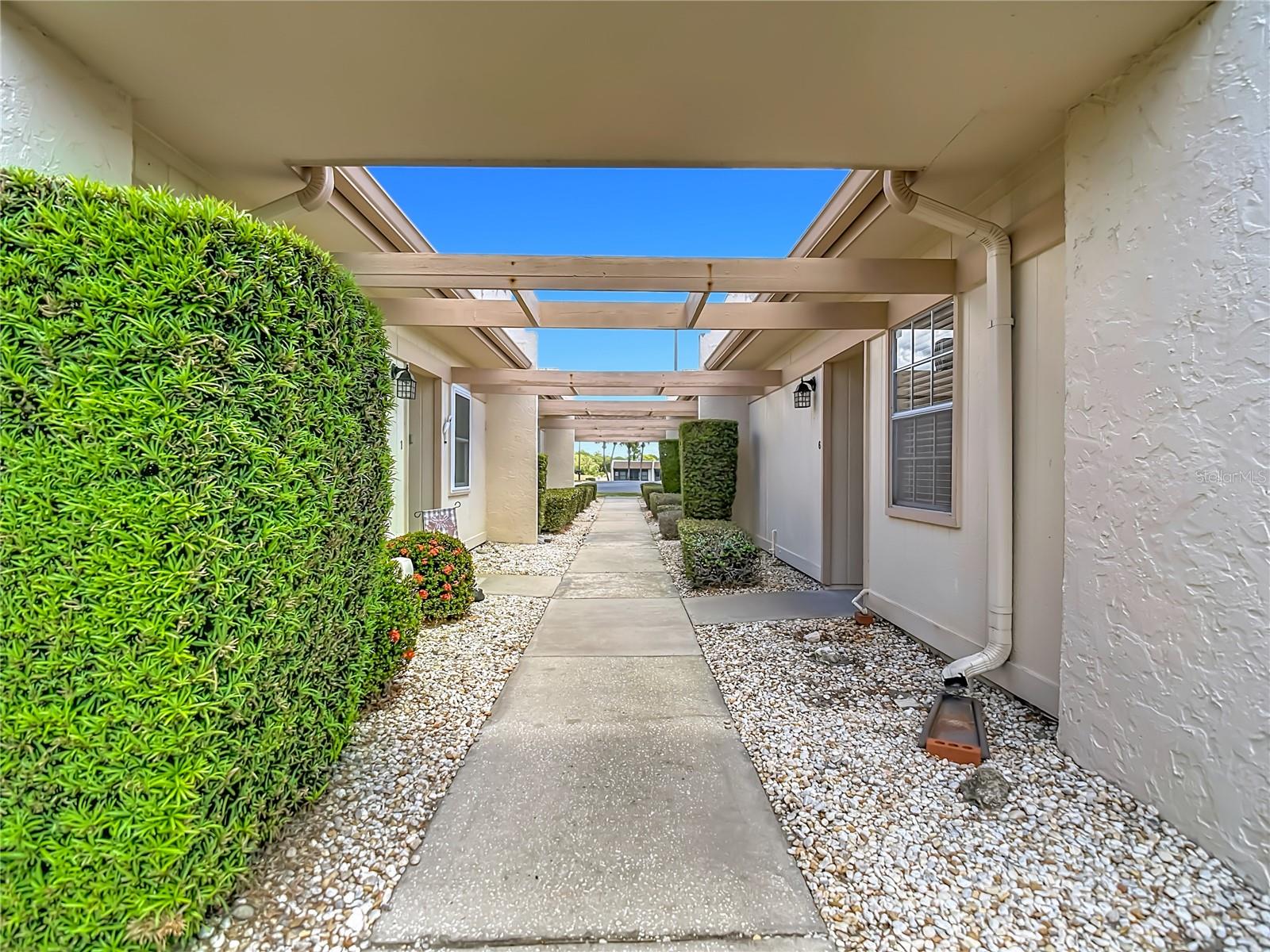 condo breezeway