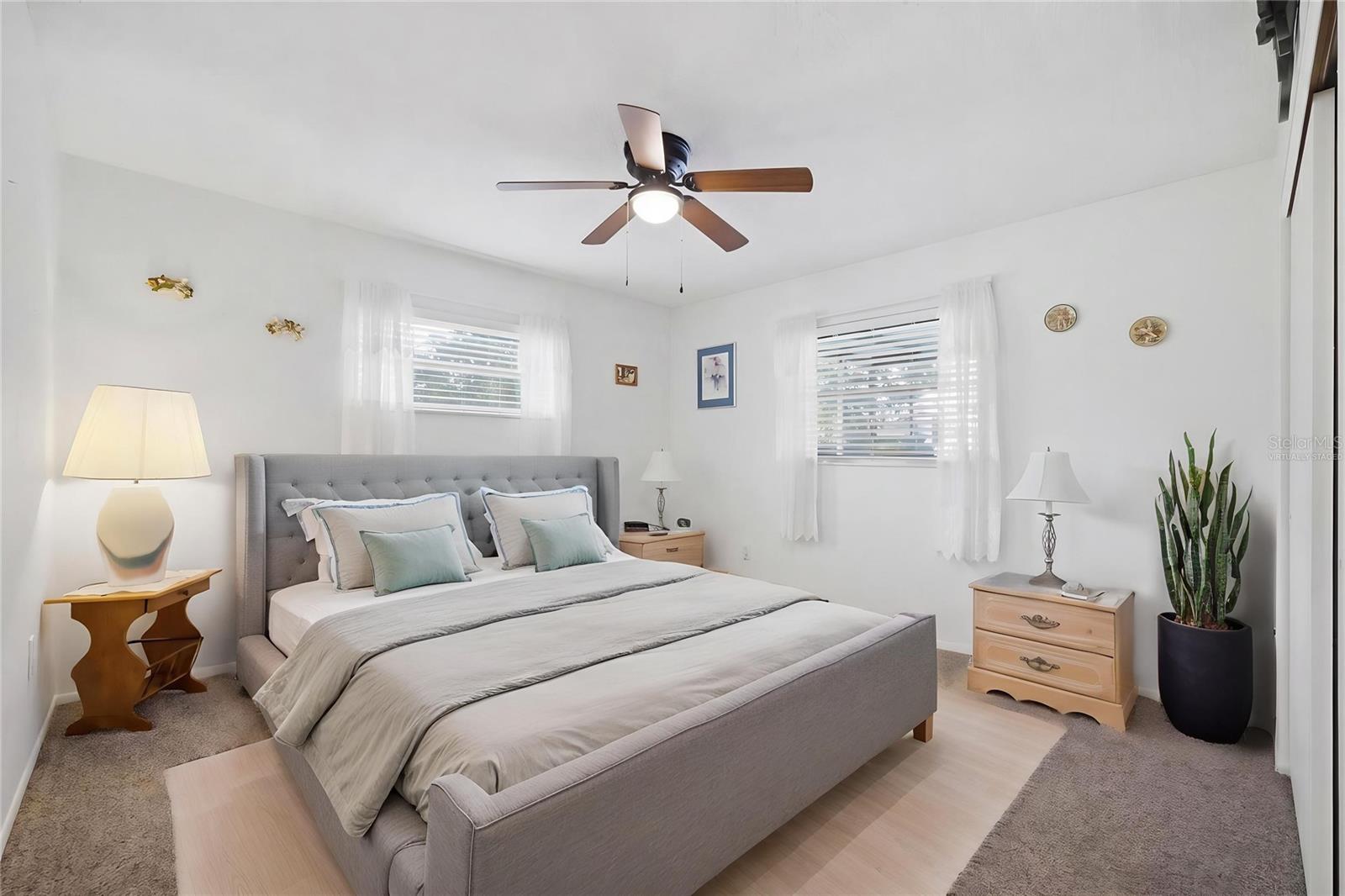 This photo has been Virtually Staged.