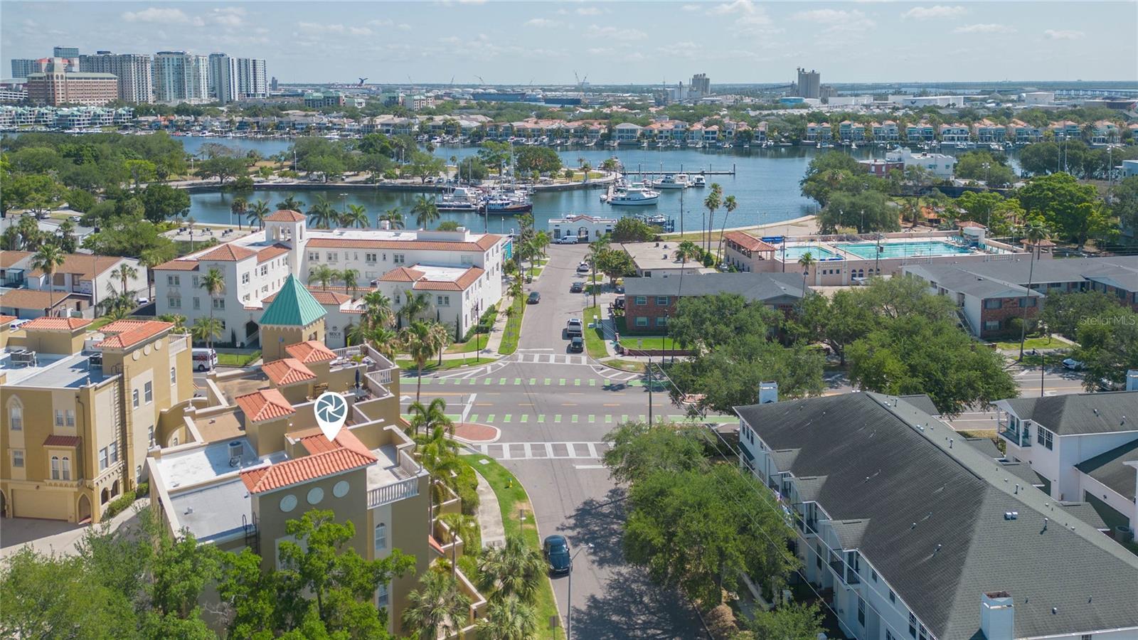 Located within walking distance to the village, marina, recreation center and more...