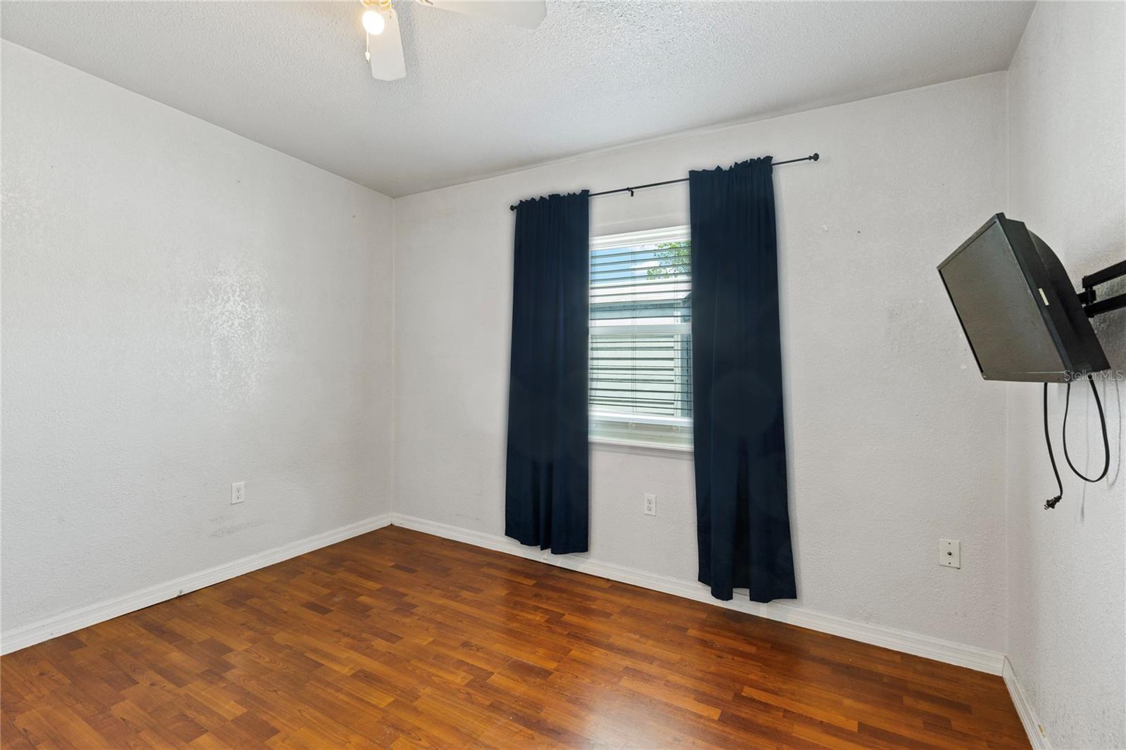 3rd bedroom on back side of house